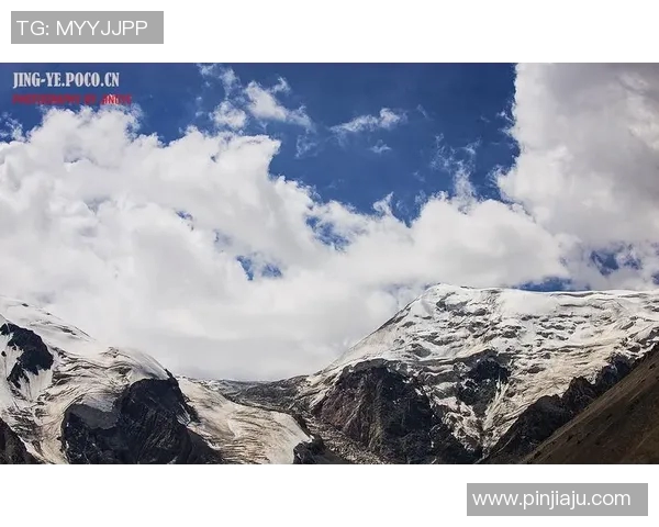 可兰白克的传奇人生与文化影响力探索之旅